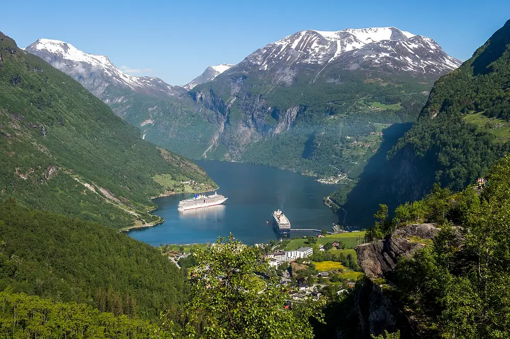 ノルウェーのクルーズ風景の参考画像
