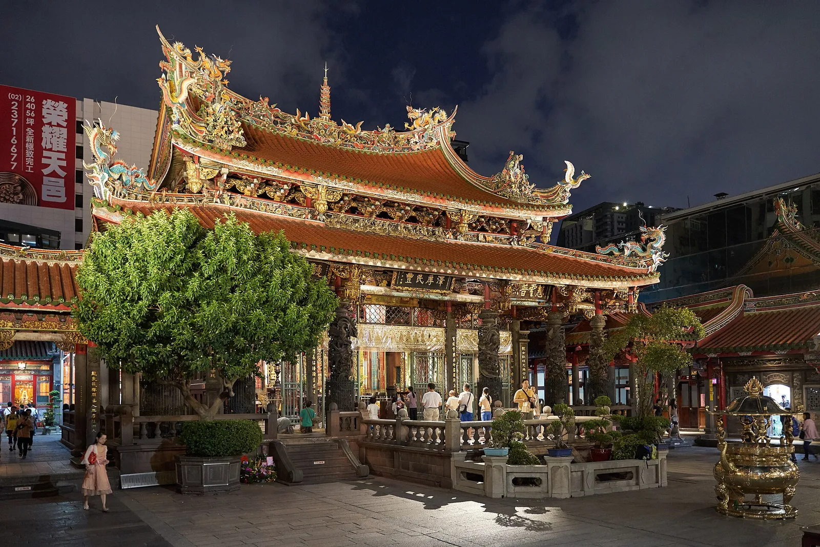 Longshan Temple in Taipei