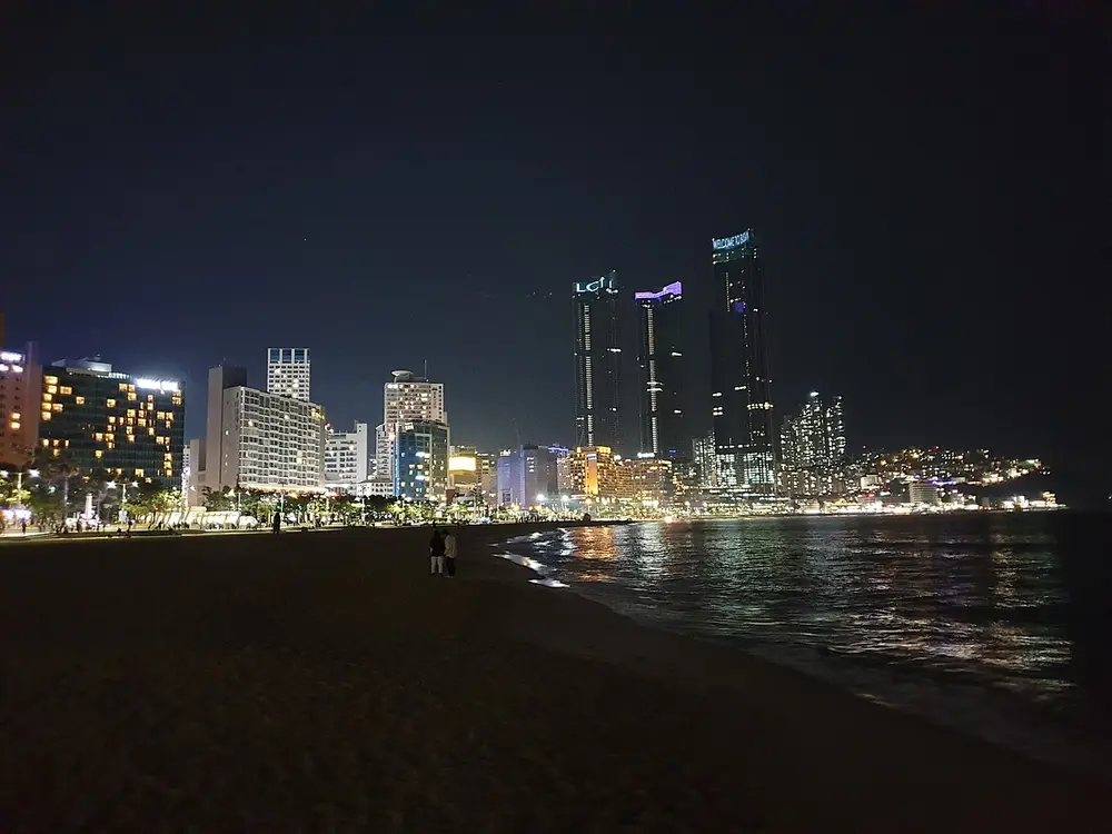 夜の海雲台ビーチ